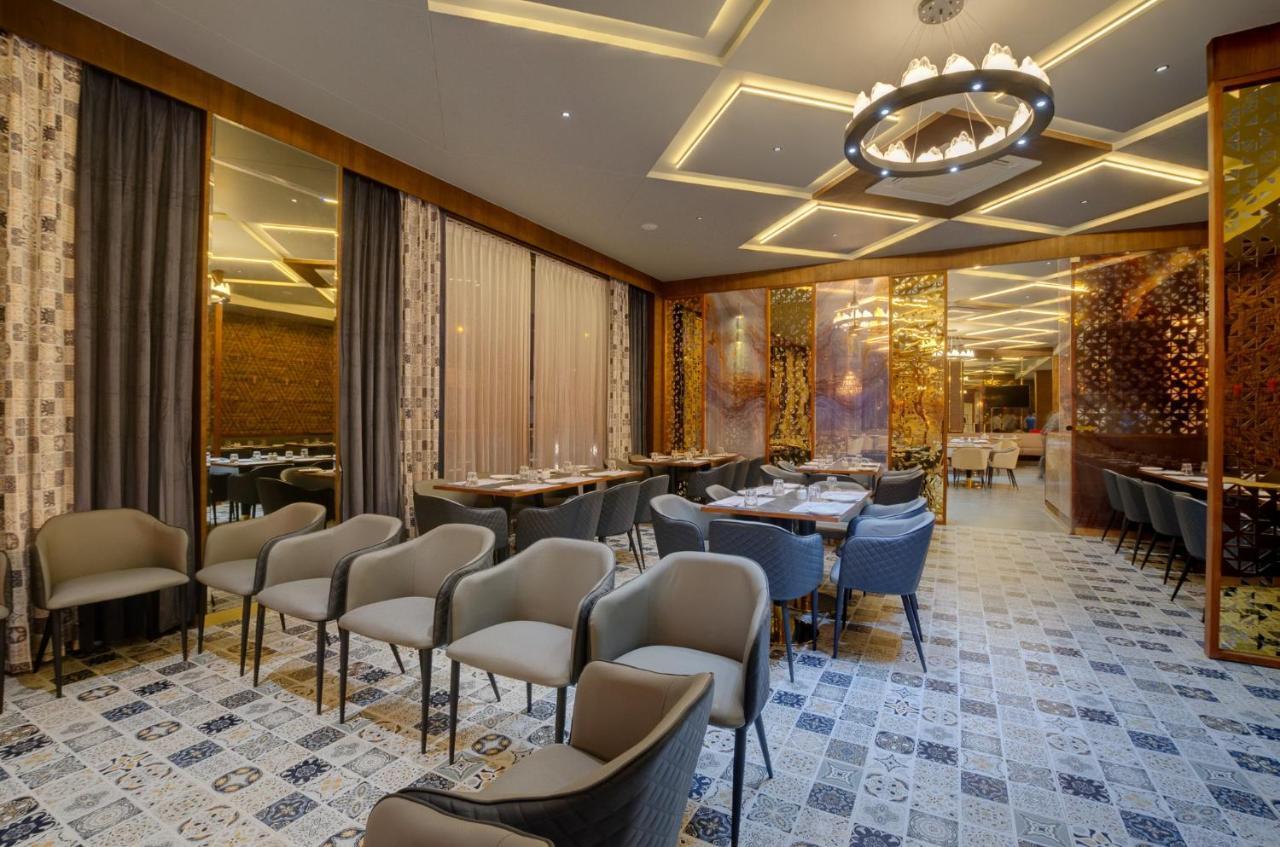 Hotel Diamond 26 Surat Exterior photo